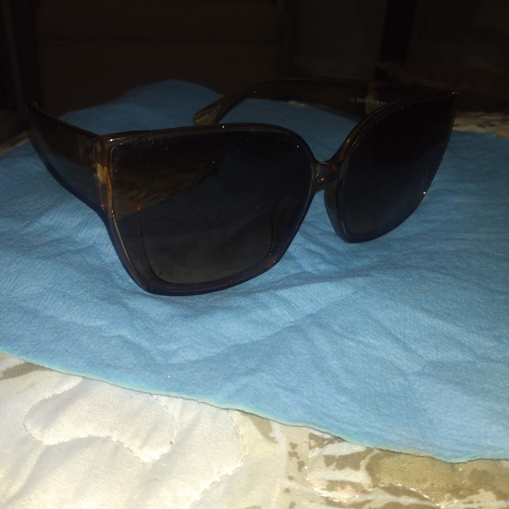 Stylish Brown Sunglasses